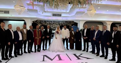 BİNGÖL AİLESİNİN MUTLU GÜNÜ BİNGÖL AİLESİNİN MUTLU GÜNÜ